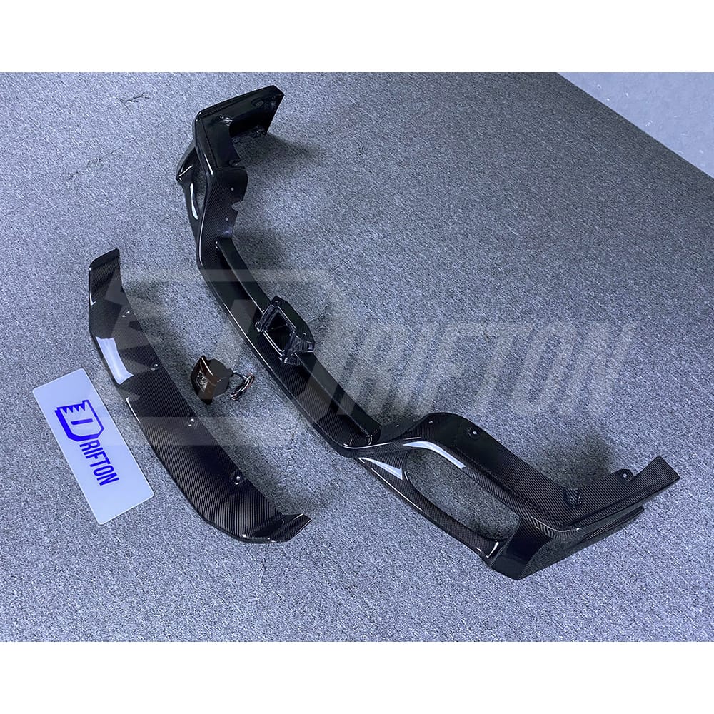 VARIS Style Carbon Fiber Rear Diffuser With Brake Lamp For Nissan R35 GTR 2008-2016