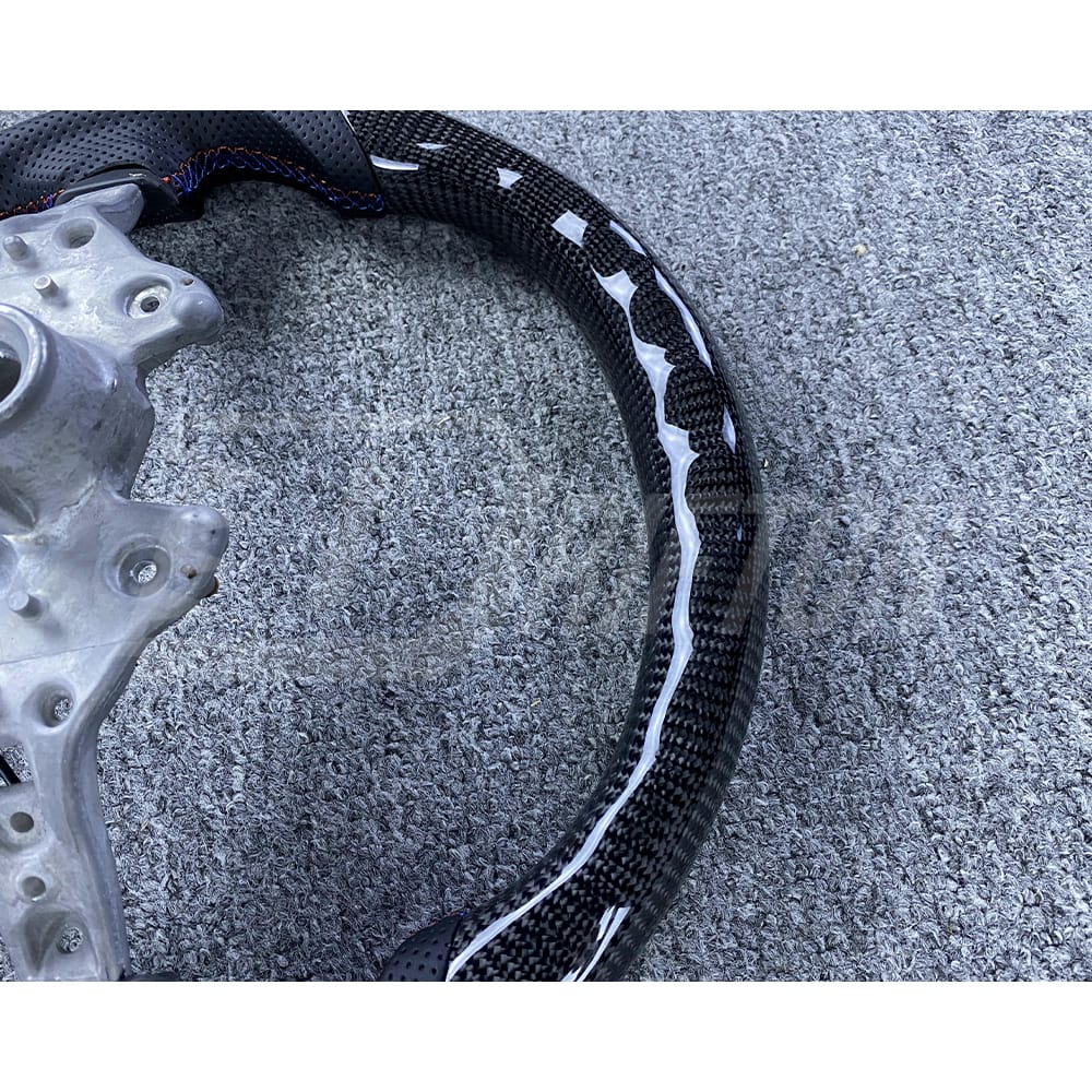 Customize Style Steering Wheel With LED Shift Light For BMW M3 M4 F80 F82 F83 2014-2020