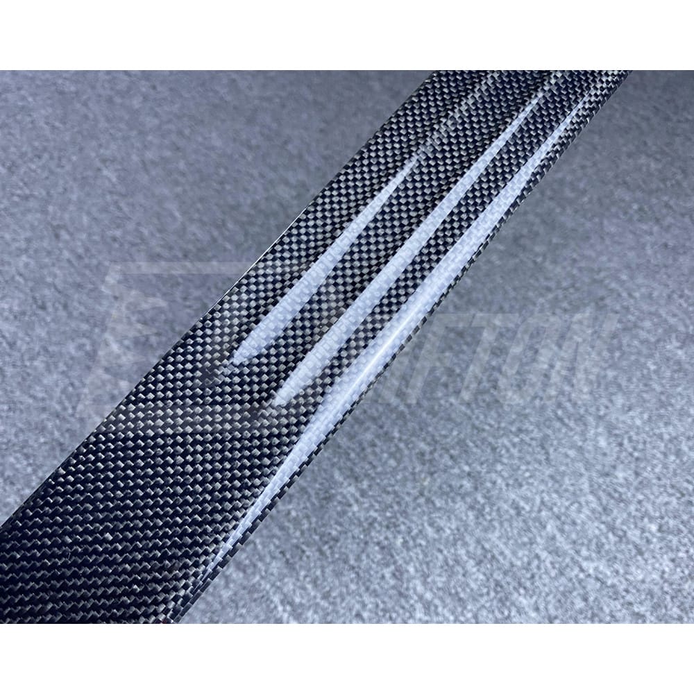 Dry Carbon Fiber Door Sills Scuff Plates Panels For Ferrari 488 GTB Spider 2015-2019