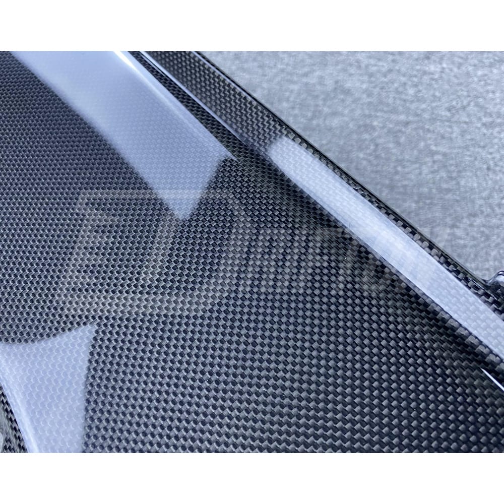 Dry Carbon Fiber Engine Bay Air Box Lid For Ferrari 488 GTB Spider 2015-2019