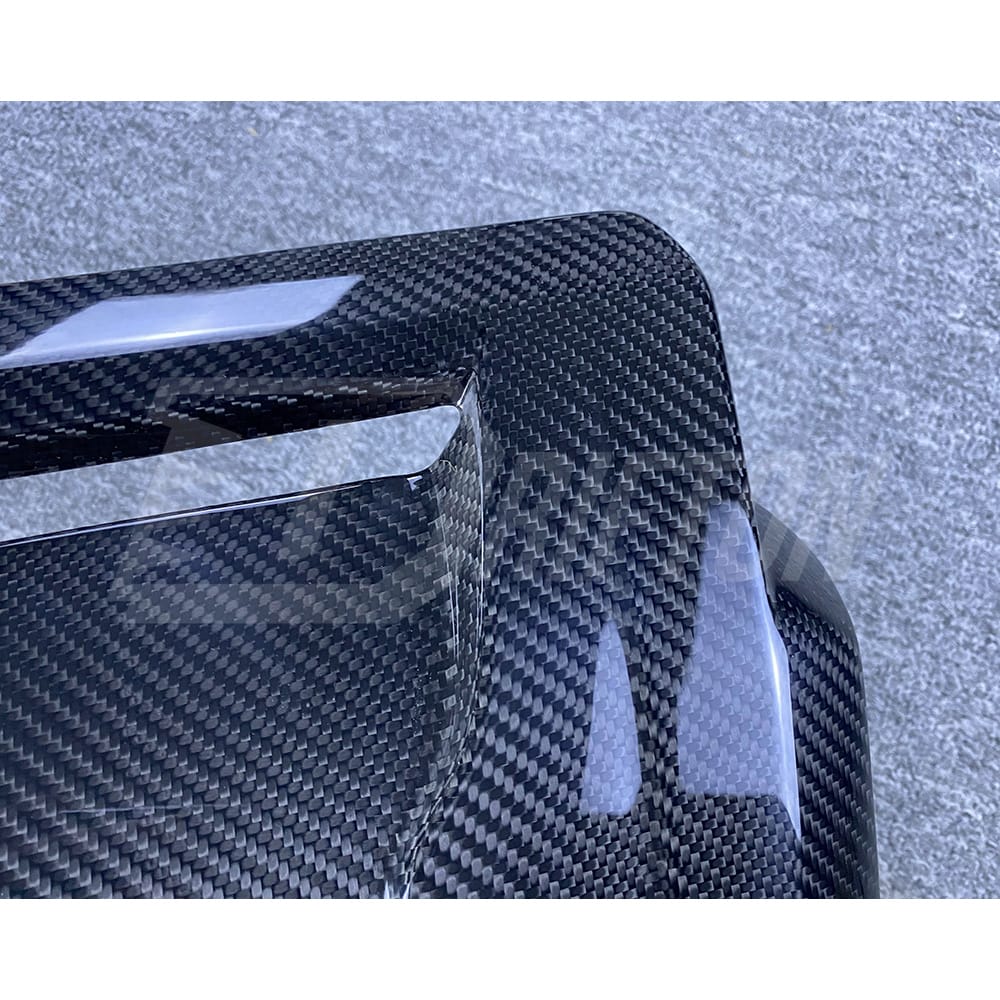 Dry Carbon Fiber Replacement Engine Cover For Audi R8 2016-2019