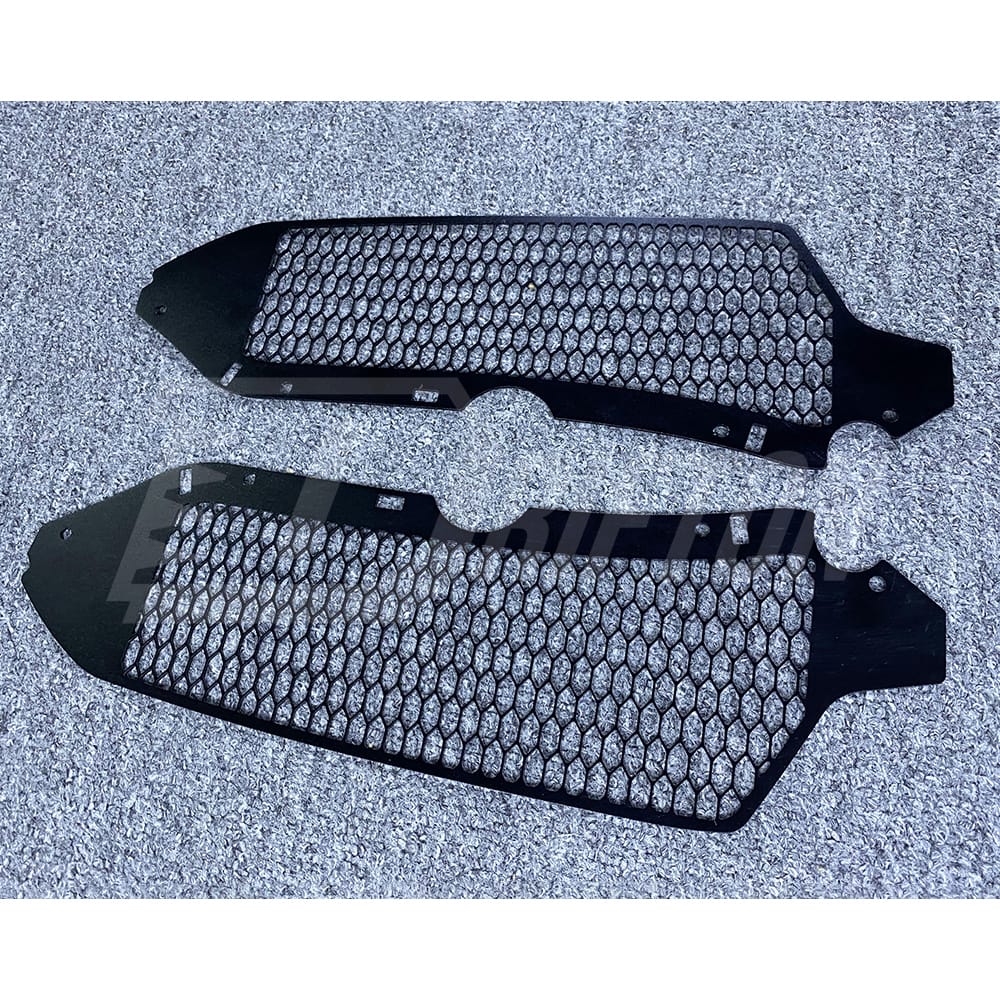 GT4 LMS Style Forged Dry Carbon Fiber Side Blade For Audi R8 2016-2024