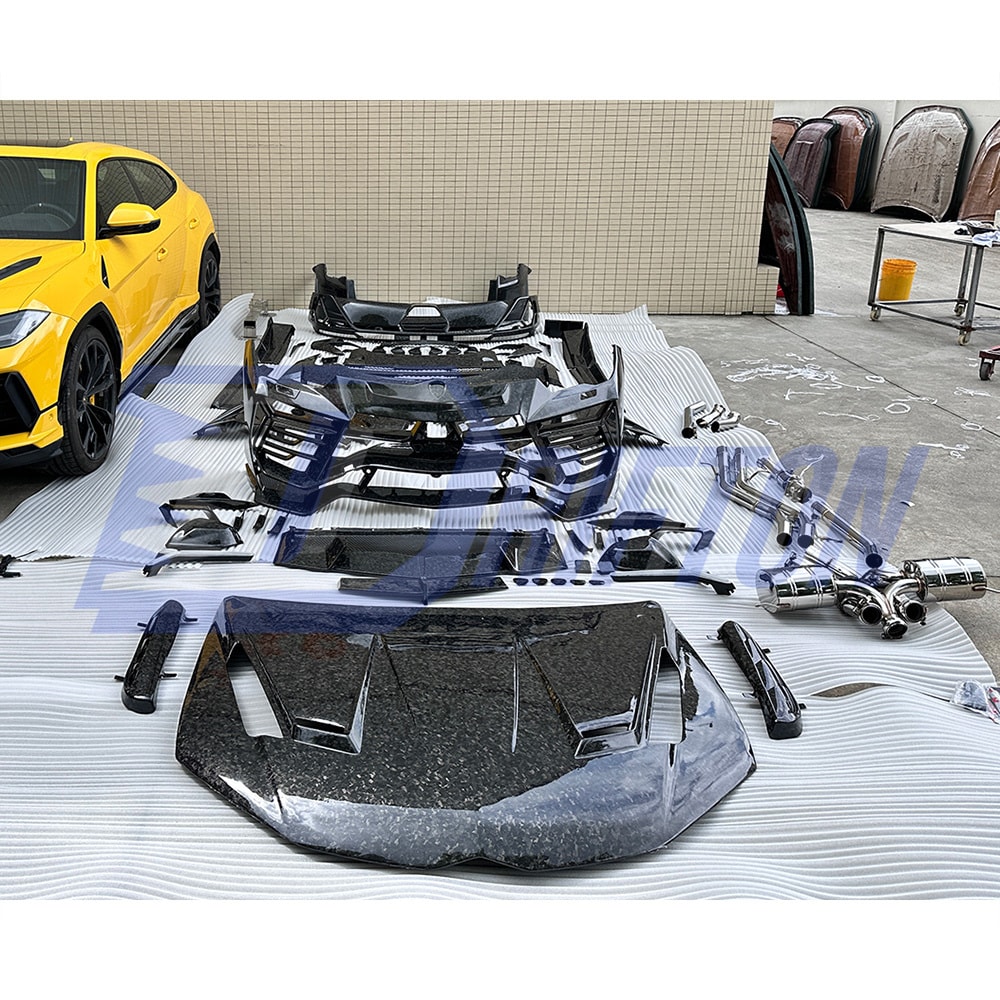 Mansory Venatus S Style Dry Carbon Fiber With Portion Primer Wide Body Kit For Lamborghini URUS S Performante 2018-2025