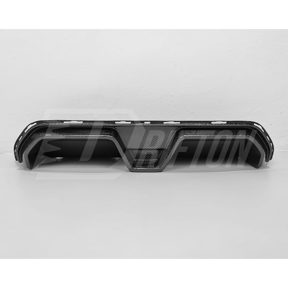 CS Style Carbon Fiber Rear Diffuser For BMW 5 Series F90 M5 2017-2023