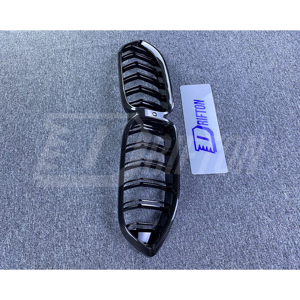 Double Slat Style Dry Carbon Fiber Front Grille For BMW M8 F90 F91 F92 F93 2020-2024