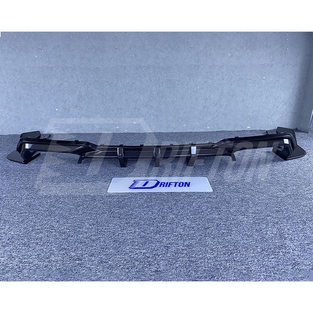 SQ Style Dry Carbon Fiber Rear Diffuser For BMW M8 F90 F91 F92 F93 2020-2024