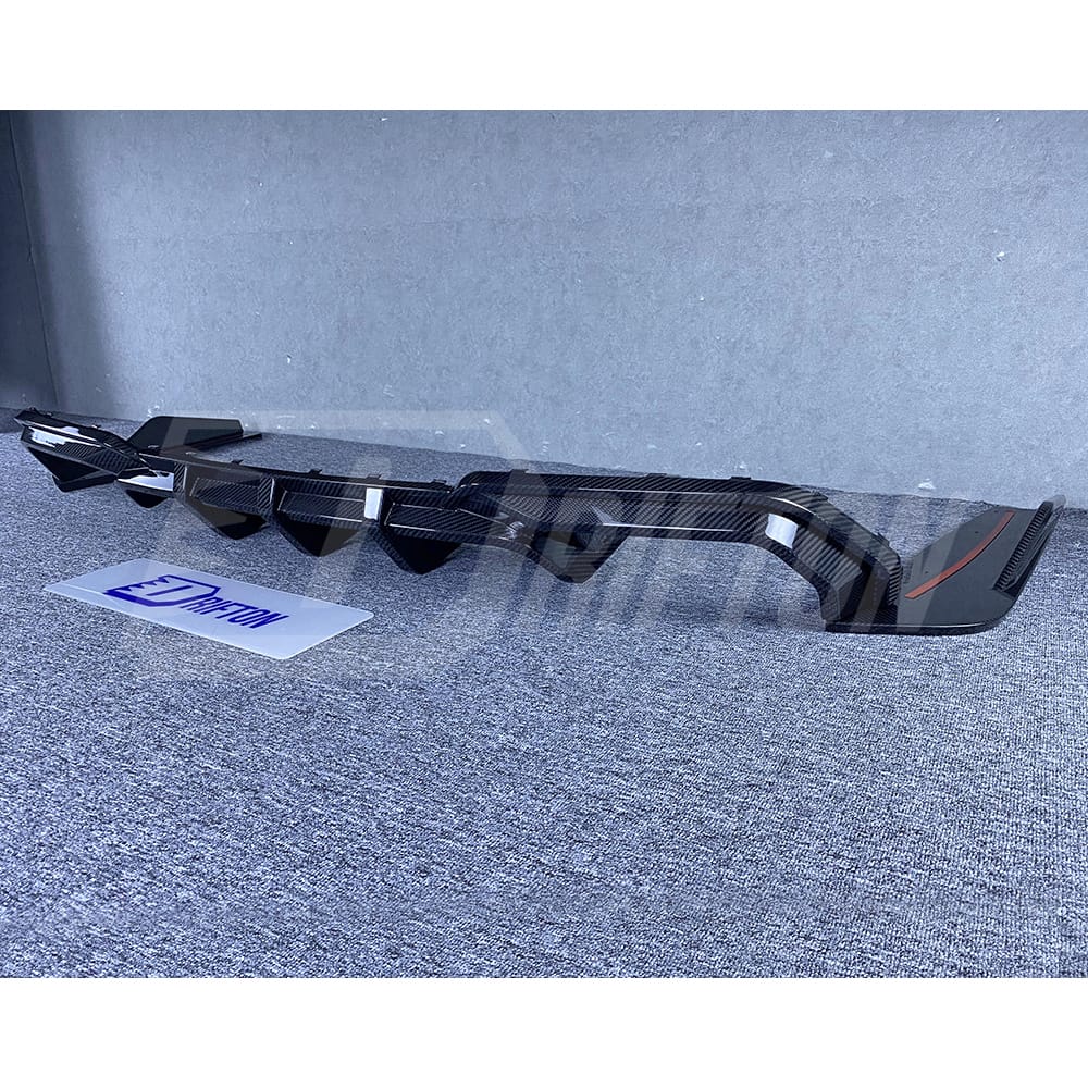 SQ Style Dry Carbon Fiber Rear Diffuser For BMW M8 F90 F91 F92 F93 2020-2024