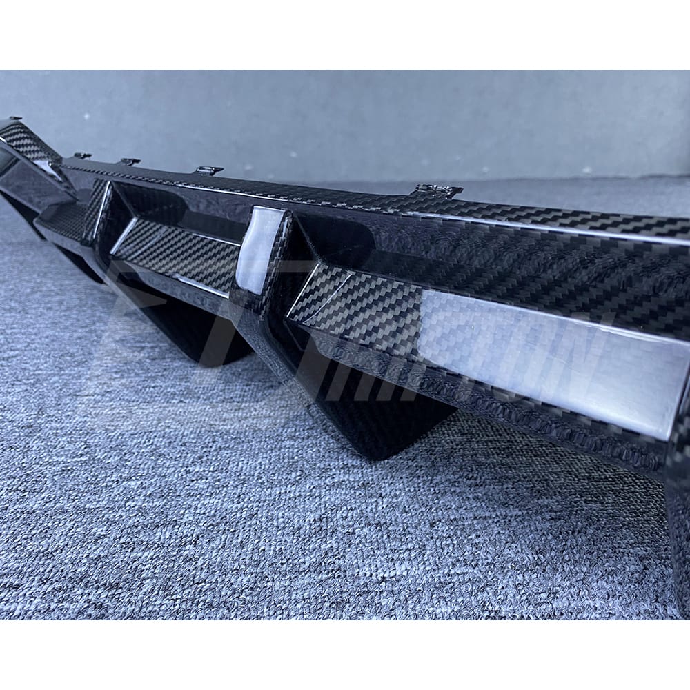 SQ Style Dry Carbon Fiber Rear Diffuser For BMW M8 F90 F91 F92 F93 2020-2024