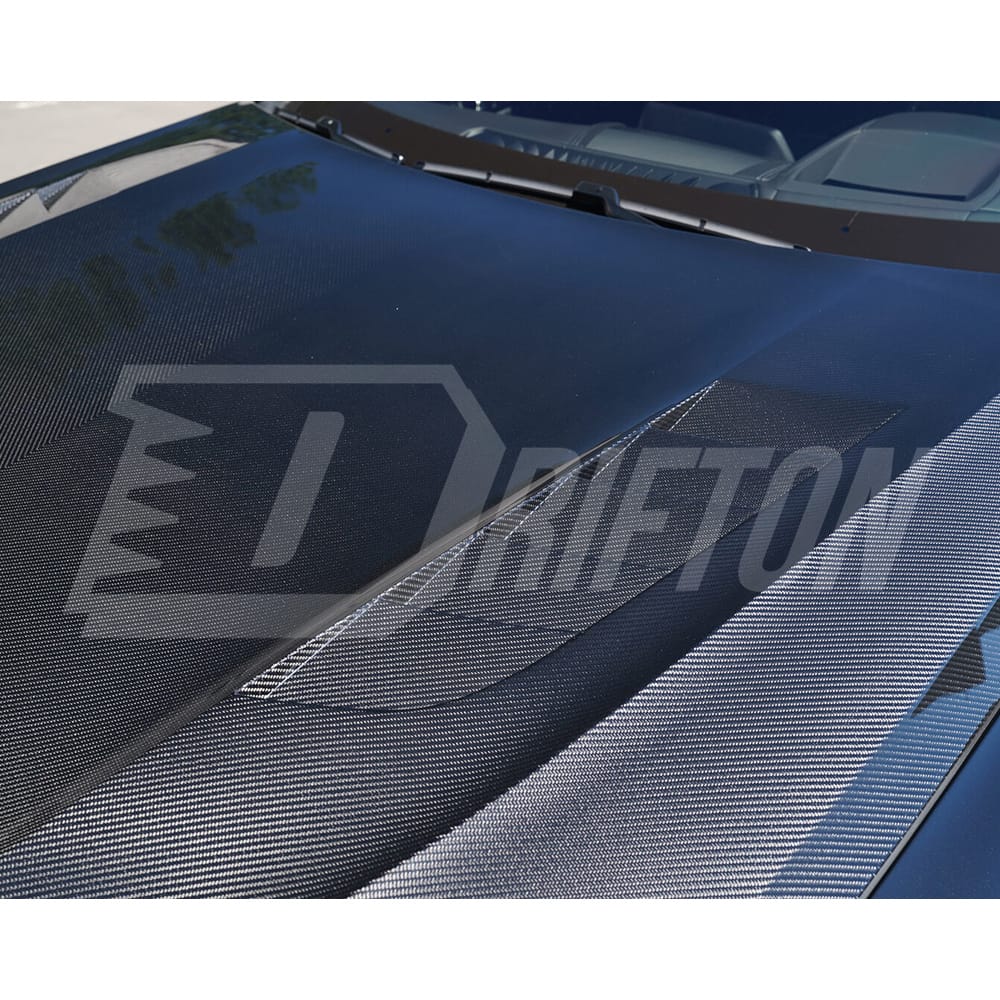 Vented Style Carbon Fiber Hood For BMW M8 F90 F91 F92 F93 2020-2024