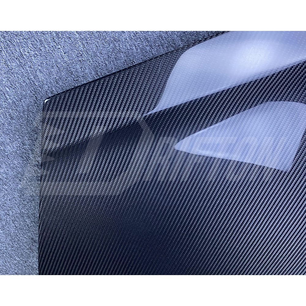 Dry Carbon Fiber Door For Nissan R35 GTR 2008-2019