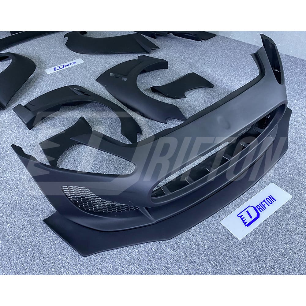 Liberty Walk LB Style Glass Fiber Wide Body Kit For Maserati Granturismo Grancabrio GT GTS GC 2007-2015