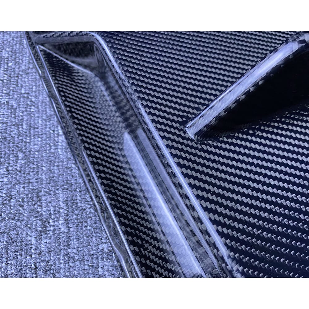 MP Style Carbon Fiber Rear Diffuser For BMW 5 Series F90 M5 2017-2023