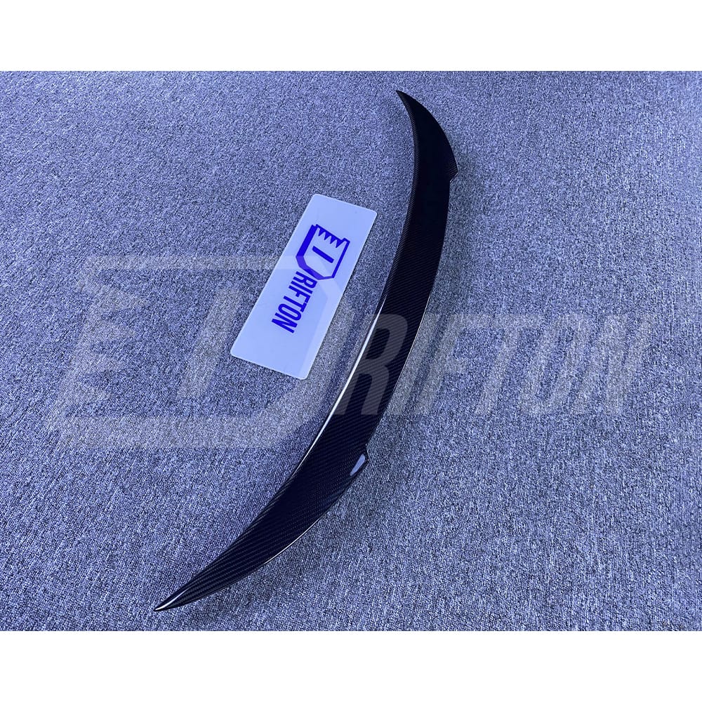V Style Dry Carbon Fiber Rear Spoiler Trunk Wing For BMW M8 F90 F91 F92 F93 2020-2024