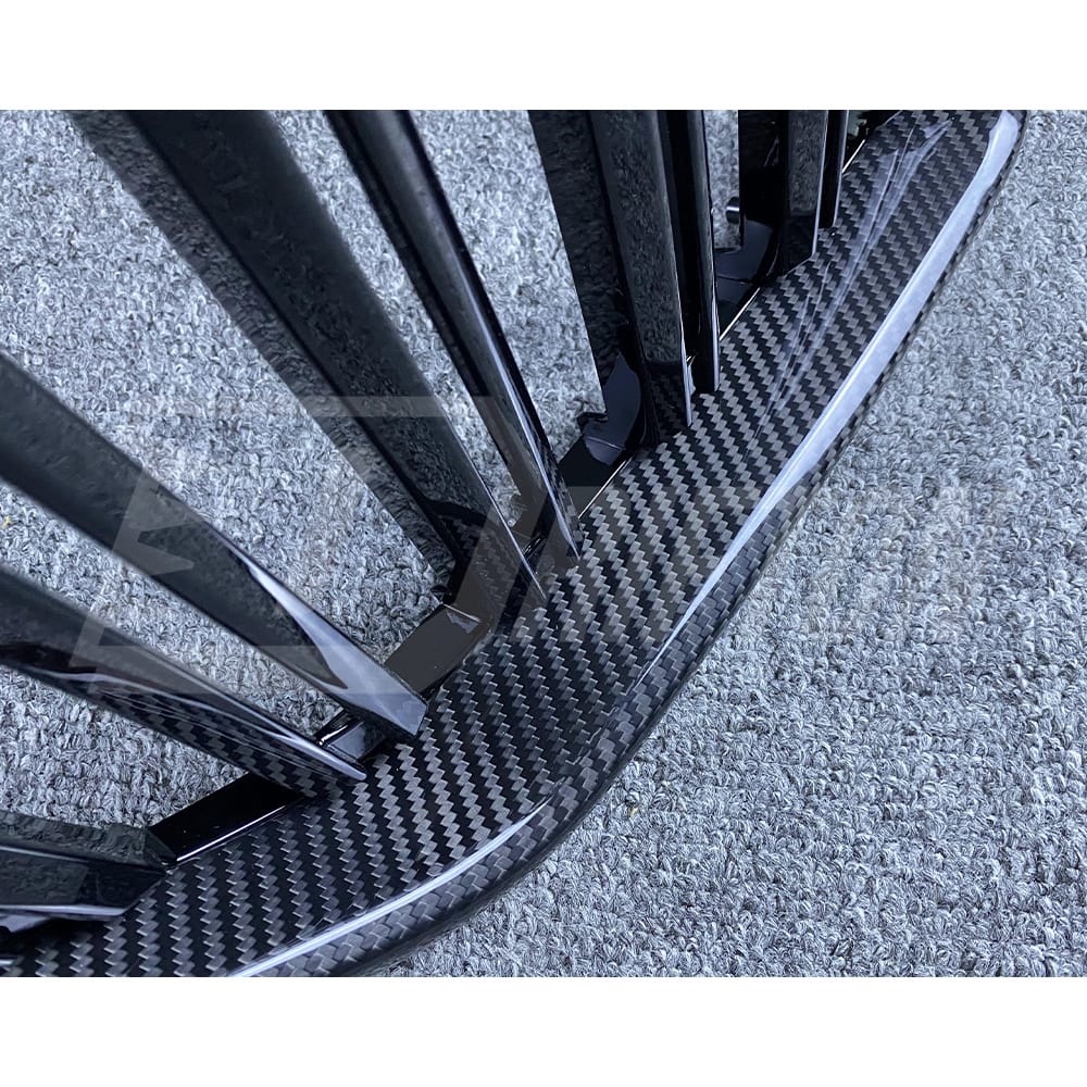 Double Slat Style Dry Carbon Fiber Front Bumper Grille For BMW F96 X6M 2019-2023