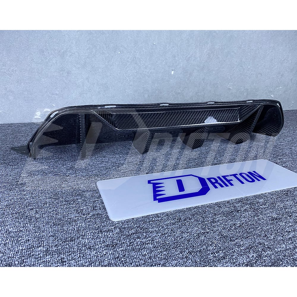 MP Style Dry Carbon Fiber Rear Diffuser For BMW 5 Series F90 M5 2017-2023
