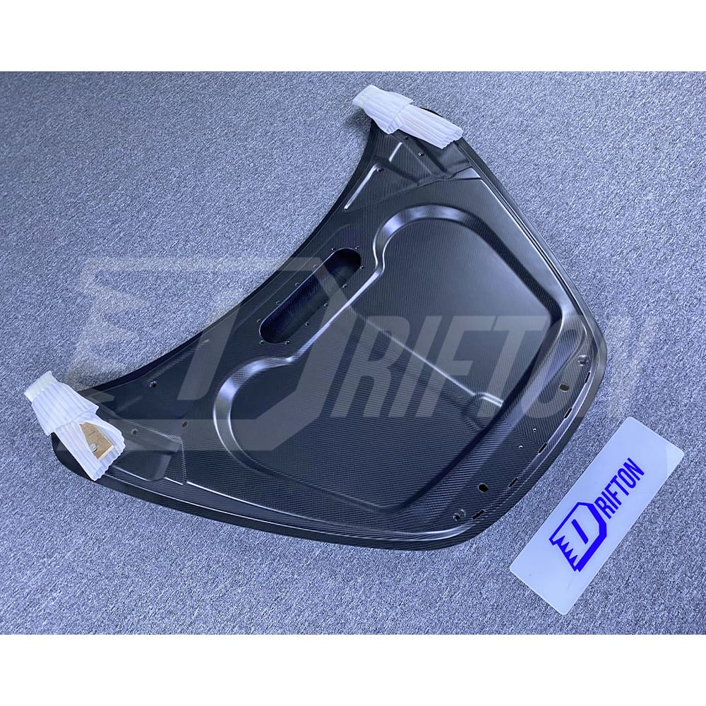 Novitec Style Dry Carbon Fiber Hood For Mclaren 720S