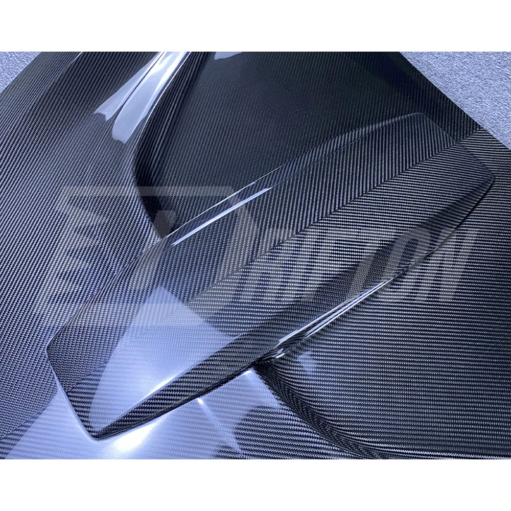 Novitec Style Dry Carbon Fiber Hood For Mclaren 720S