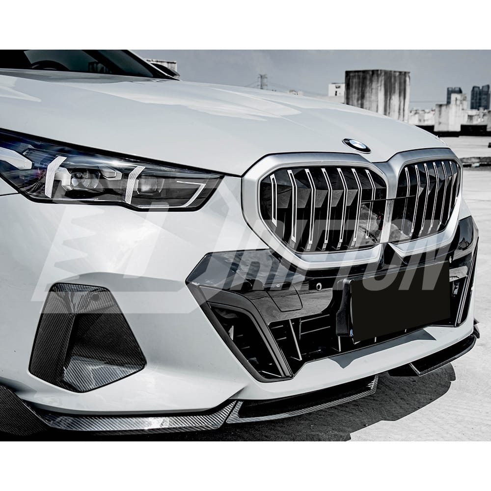 OEM Style Dry Carbon Fiber Front Bumper Side Air Vents For BMW 5 Series G60 2024-On