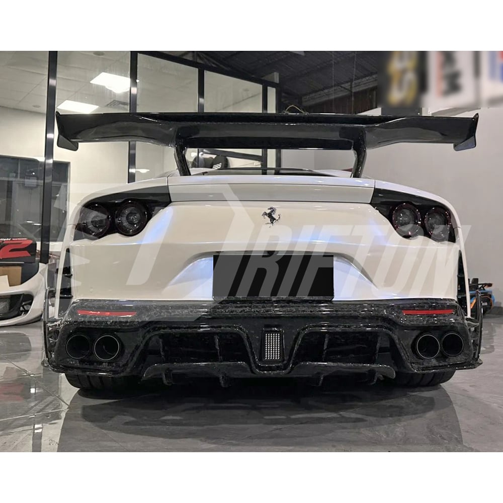 Mansory Stallone Style Dry Carbon Fiber Inner Body Kits For Ferrari 812 Superfast GTS 2017-2023