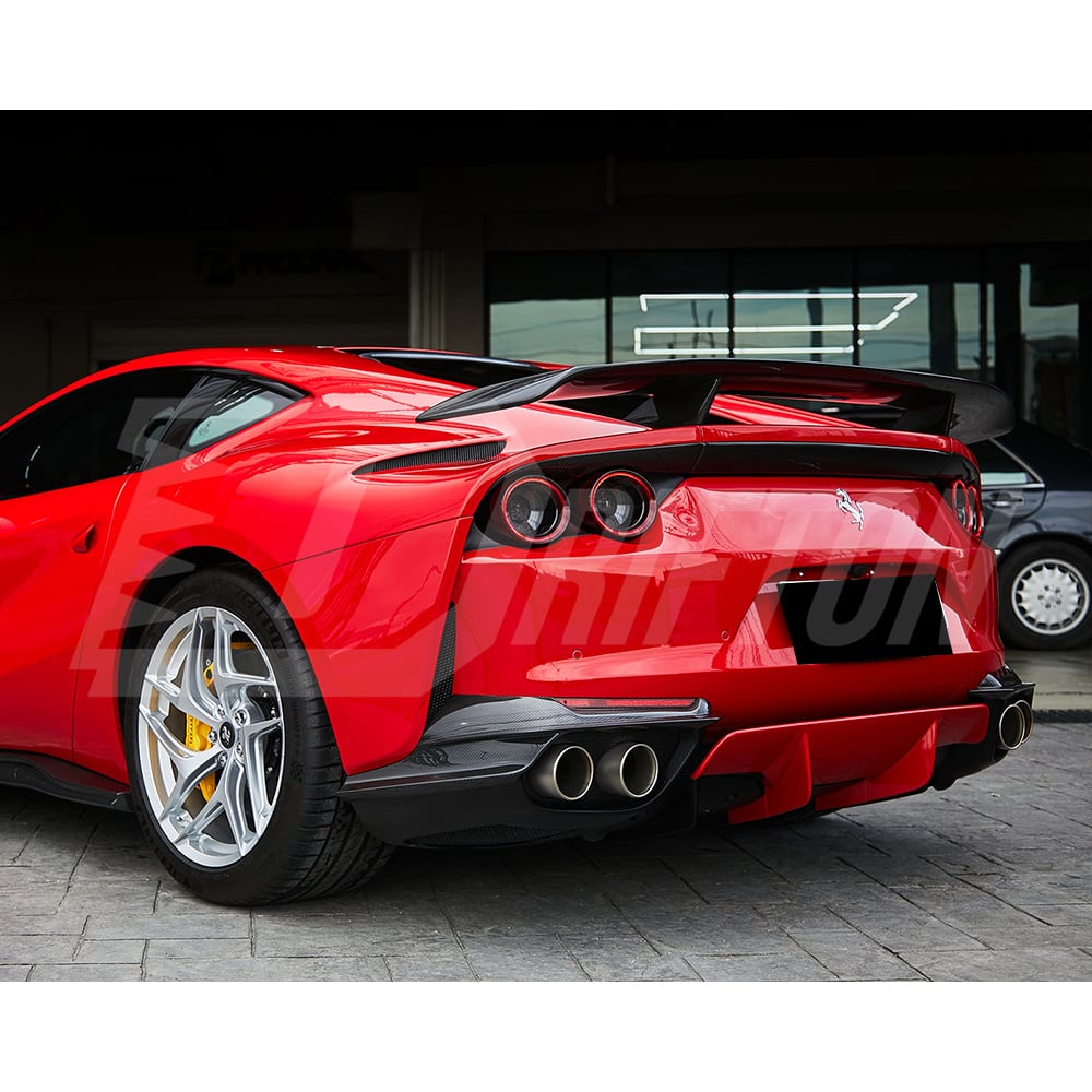 Novitec Style Dry Carbon Fiber Rear Side Splitters For Ferrari 812 Superfast GTS 2017-2023