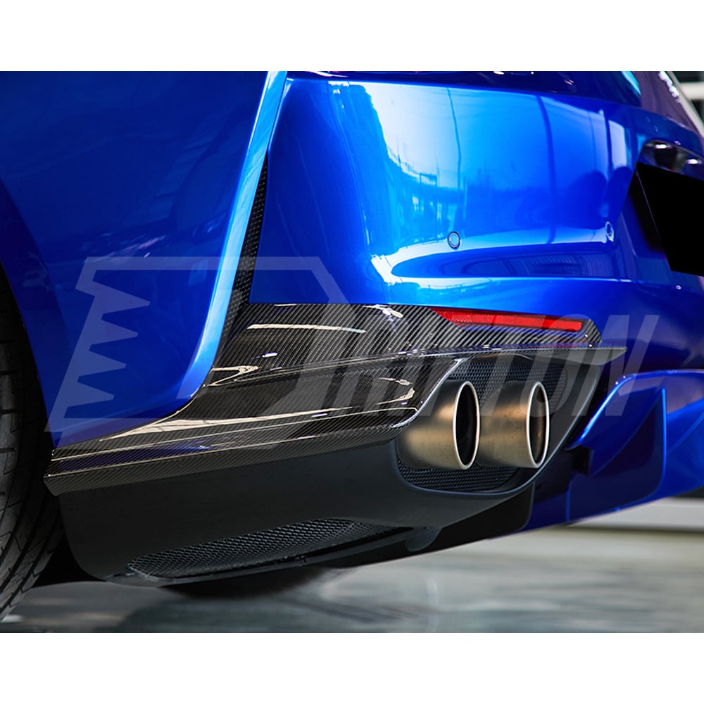 Novitec Style Dry Carbon Fiber Rear Side Splitters For Ferrari 812 Superfast GTS 2017-2023