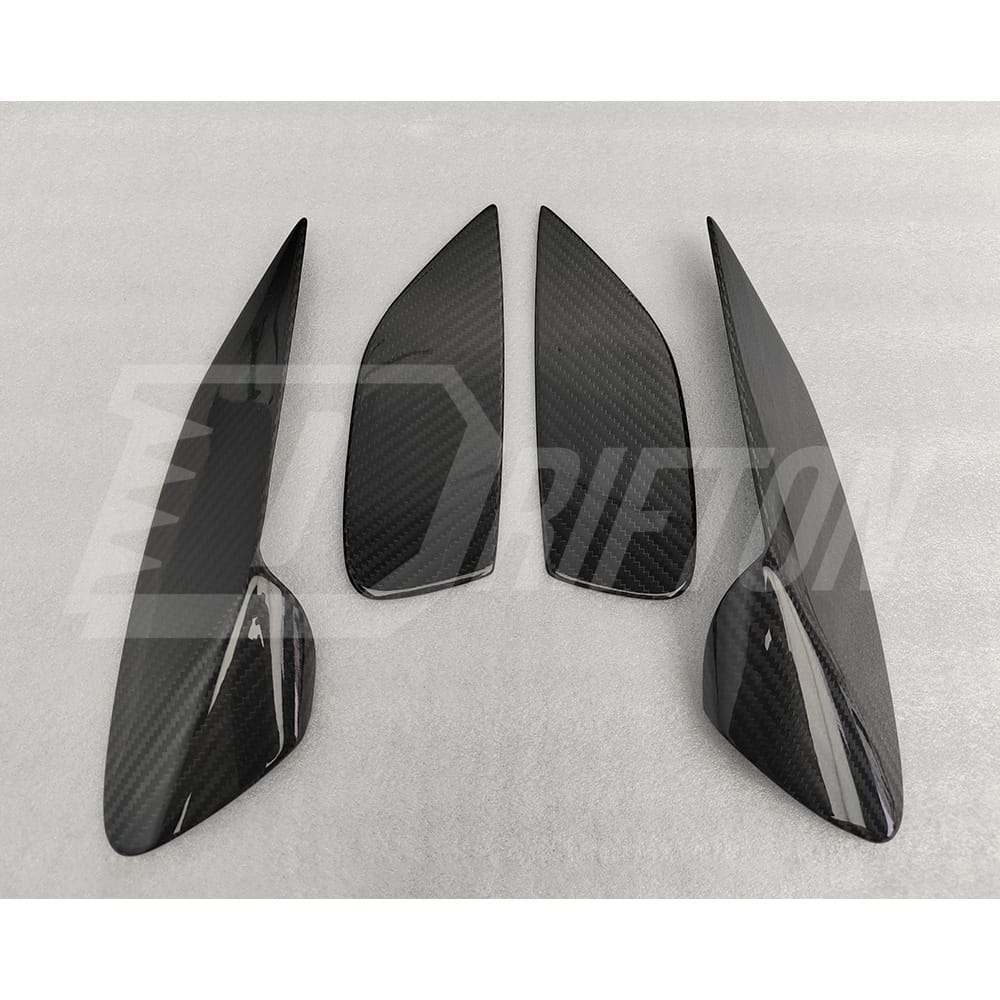 Novitec Style Dry Carbon Fiber Taillights Cover Trim For Ferrari Roma 2020-2025