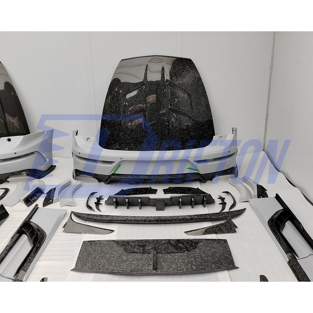 Mansory Style Dry Carbon Fiber Full Body Kits For Bentley Bentayga 2020-2024