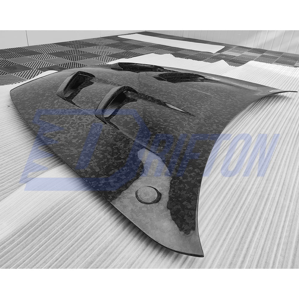 Mansory V1 Style Dry Carbon Fiber Hood For Bentley Bentayga 2020-2024