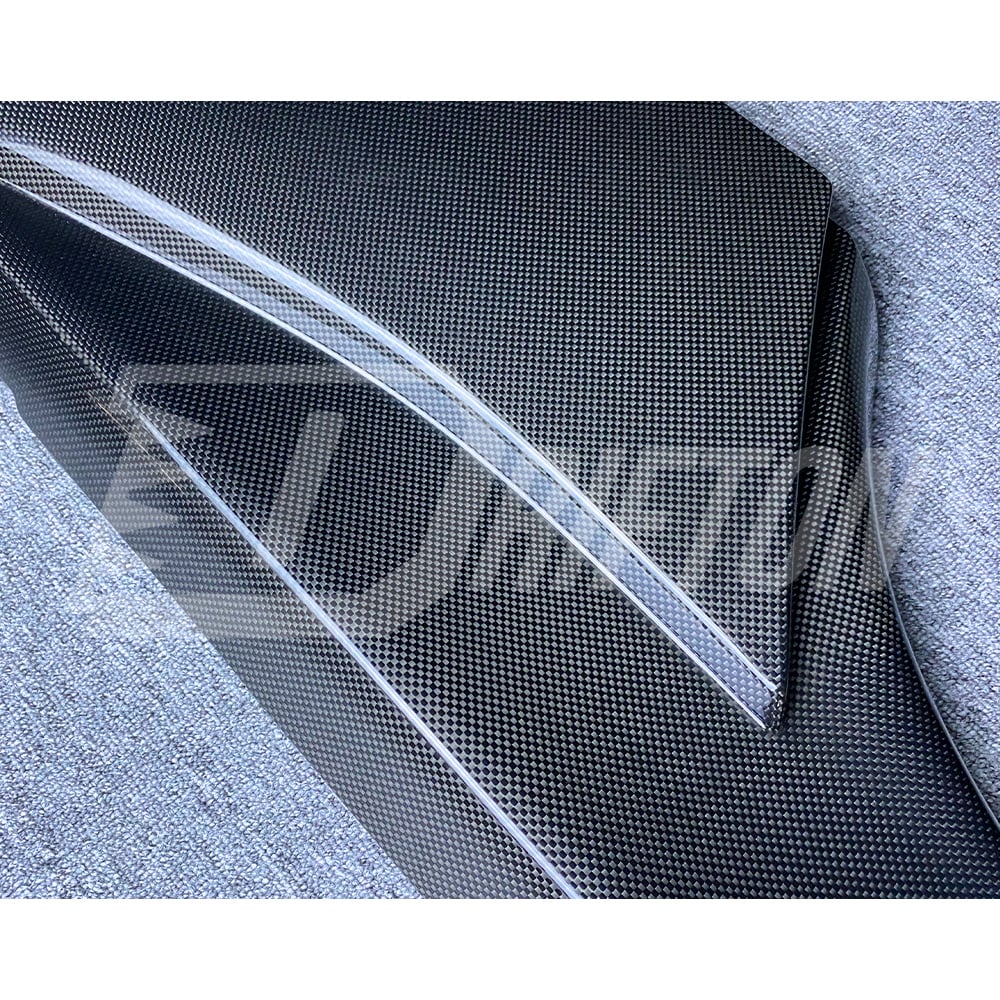 OEM Style Dry Carbon Fiber Aero Body Kit For Ferrari SF90
