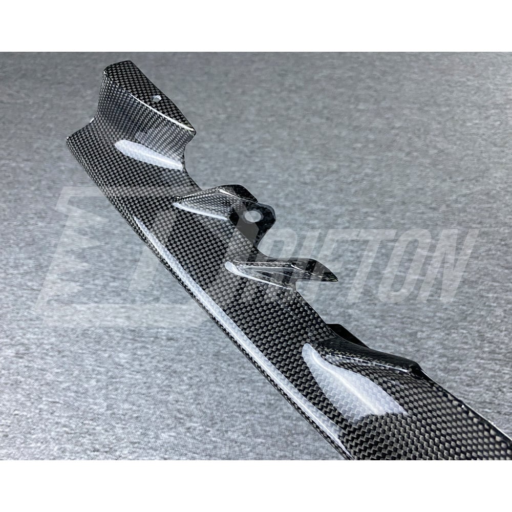 OEM Style Dry Carbon Fiber Front Splitter For Ferrari SF90