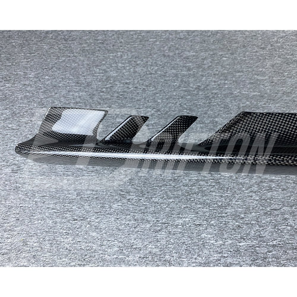 OEM Style Dry Carbon Fiber Front Splitter For Ferrari SF90