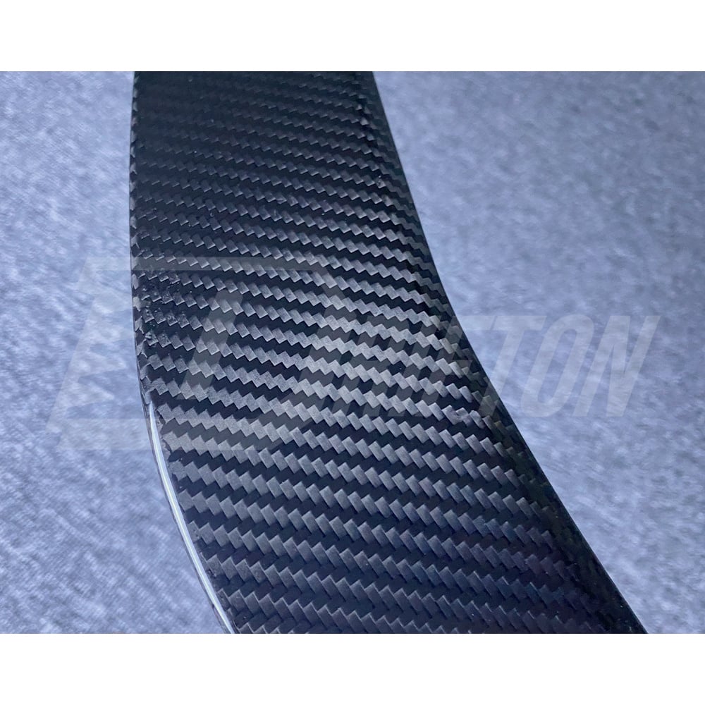 TopCar Style Dry Carbon Fiber Wheel Trims For Lamborghini URUS 2018-2022
