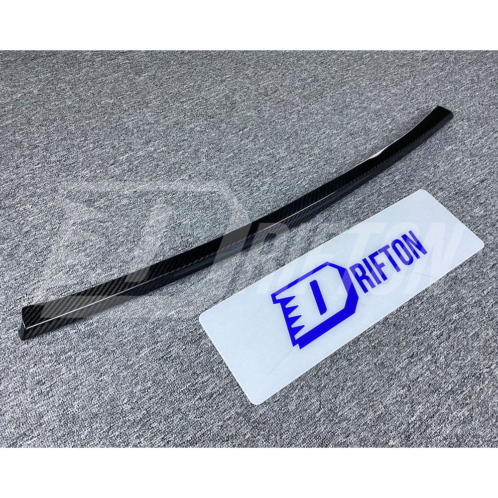 Mansory Style Dry Carbon Fiber Grille Trim For Maserati Levante 2016-2018