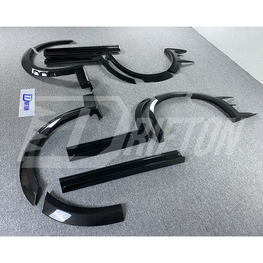 Mansory Style Dry Carbon Fiber Side Skirt & Fender Wheels Flare Trims For Maserati Levante 2016-2018