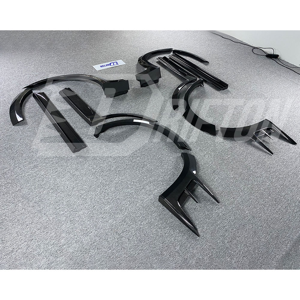 Mansory Style Dry Carbon Fiber Side Skirt & Fender Wheels Flare Trims For Maserati Levante 2016-2018