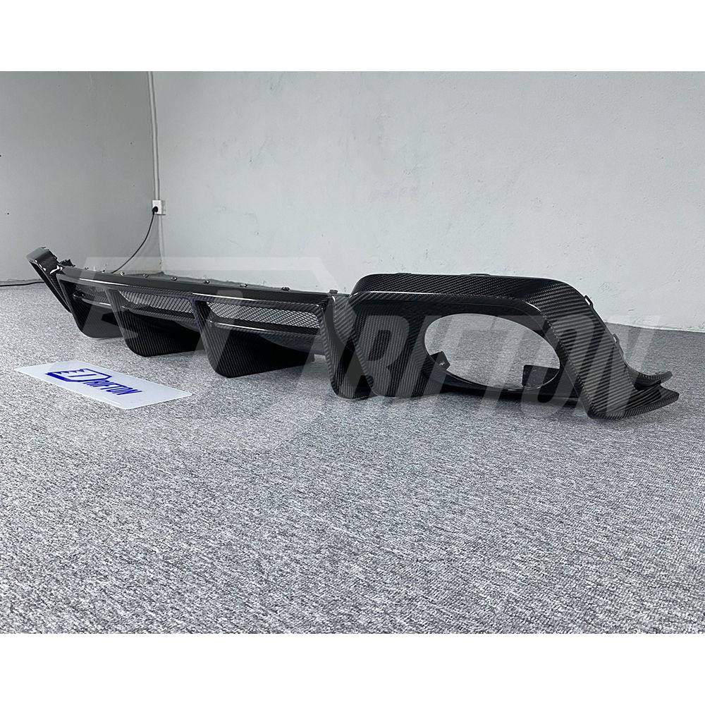 GT RWD Style Dry Carbon Fiber Rear Diffuser For Audi R8 2020-2024