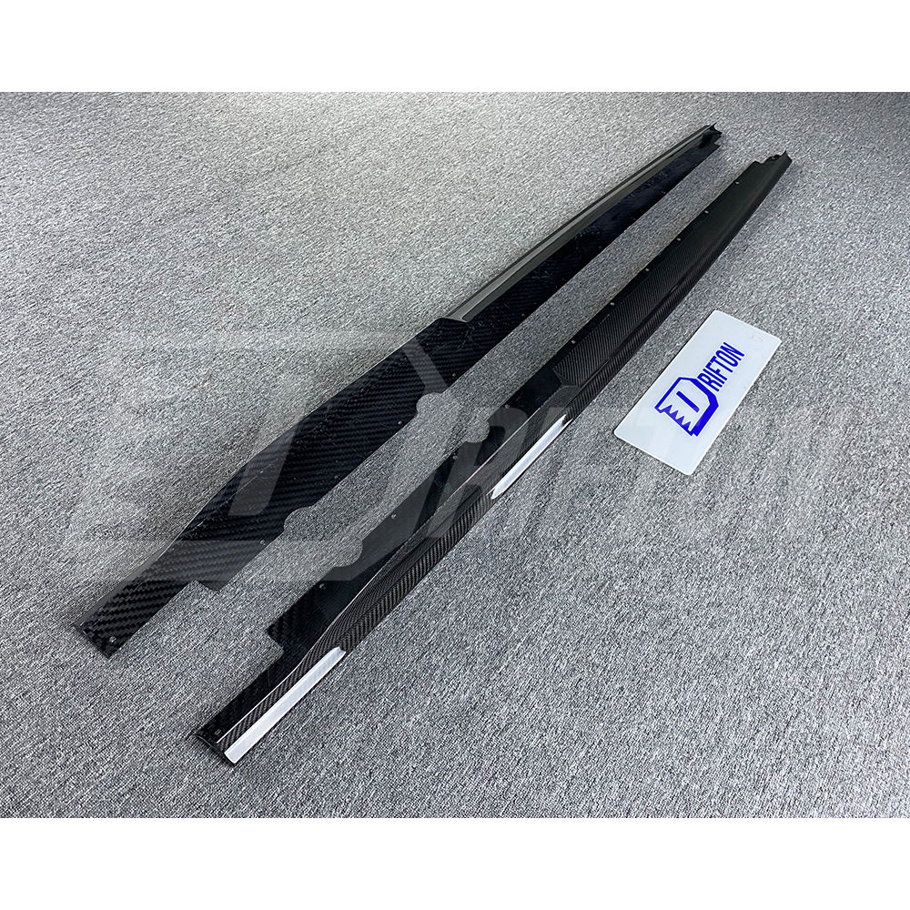 GT RWD Style Dry Carbon Fiber Side Skirt For Audi R8 2020-2024