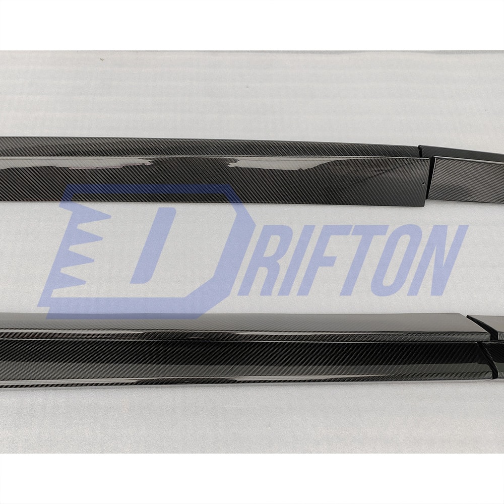 707 Style Dry Carbon Fiber Side Skirt For Aston Martin DBX