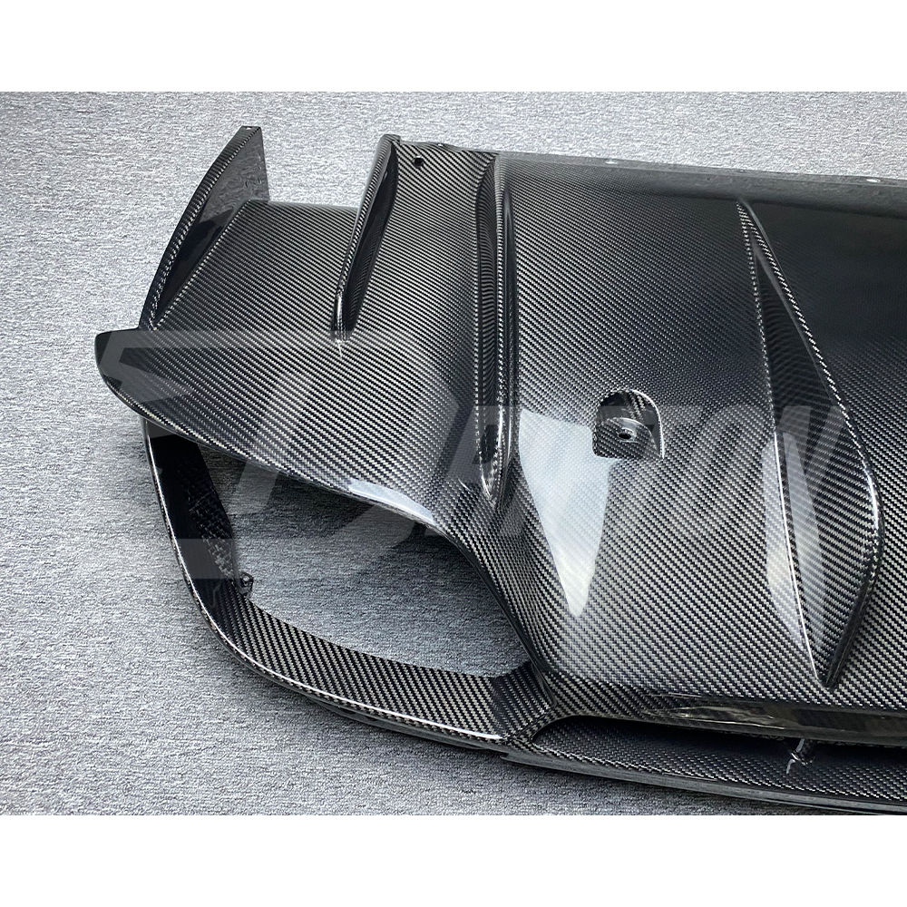 OEM Style Dry Carbon Fiber Rear Diffuser For Alfa Romeo Giulia Quadrifoglio 2016-2023