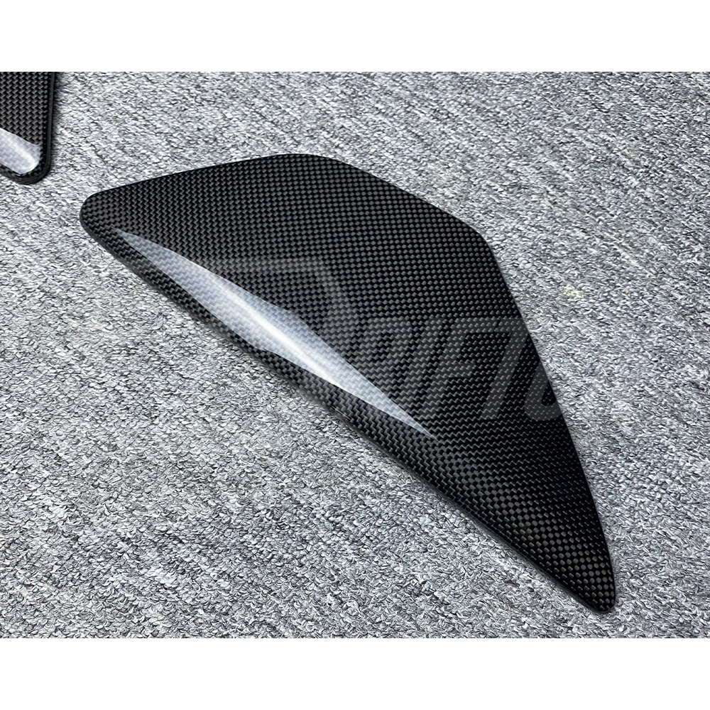 Novitec Style Dry Carbon Fiber Front Flaps Trims For Ferrari SF90