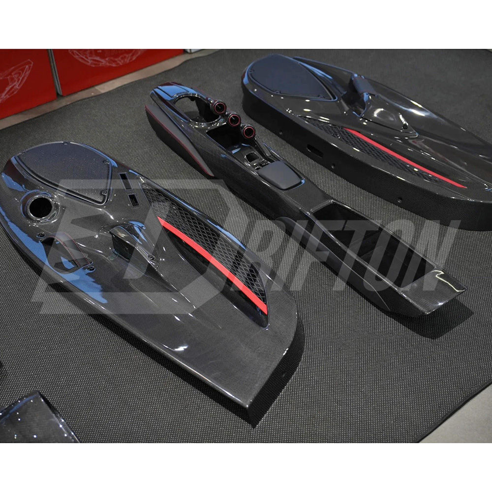 Dry Carbon Fiber Door Panel For Ferrari F8 Tributo Spider 2019-2022