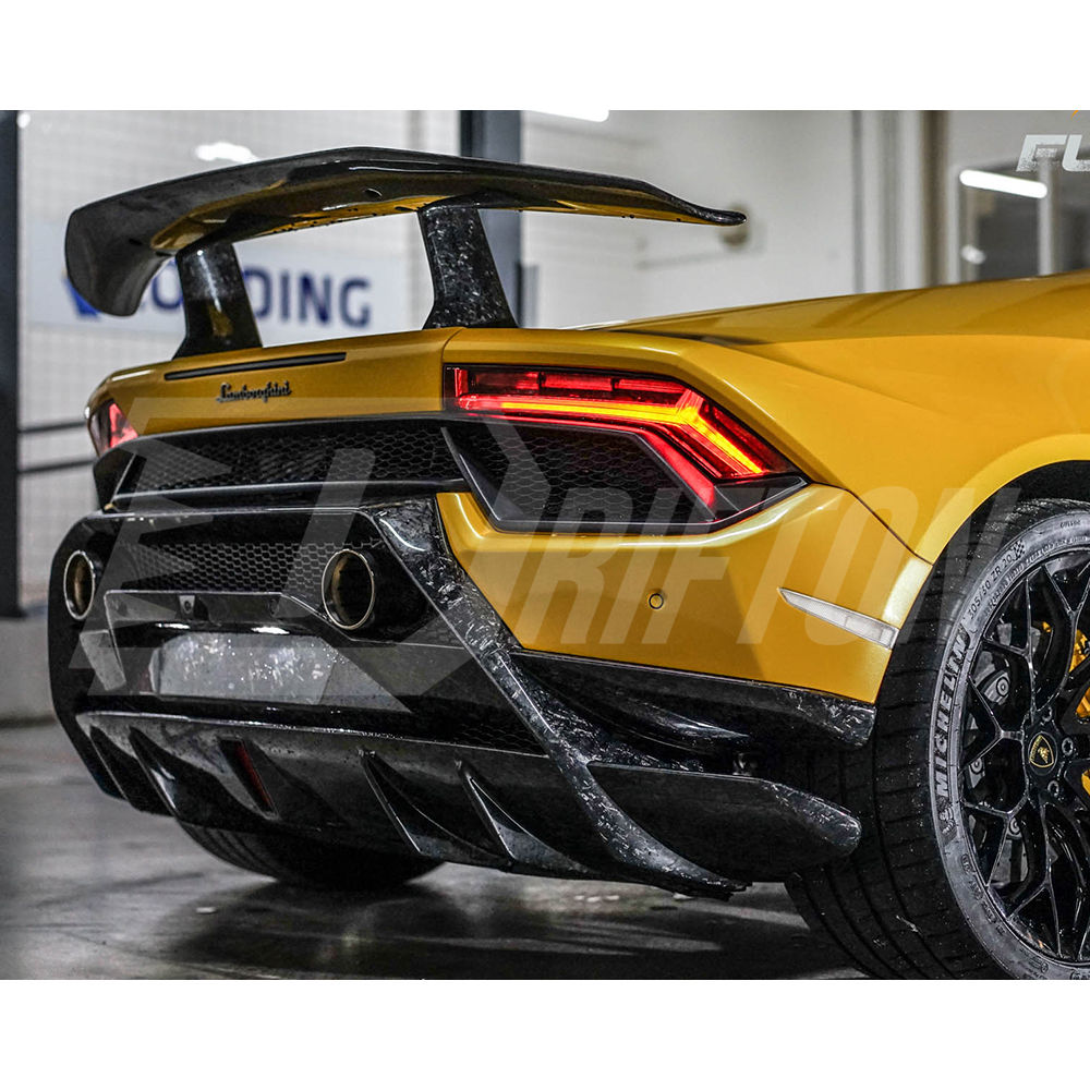 Performante Style Dry Carbon Fiber With Portion Primer Rear Bumper For Lamborghini Huracan LP610 & LP580 2014-2019