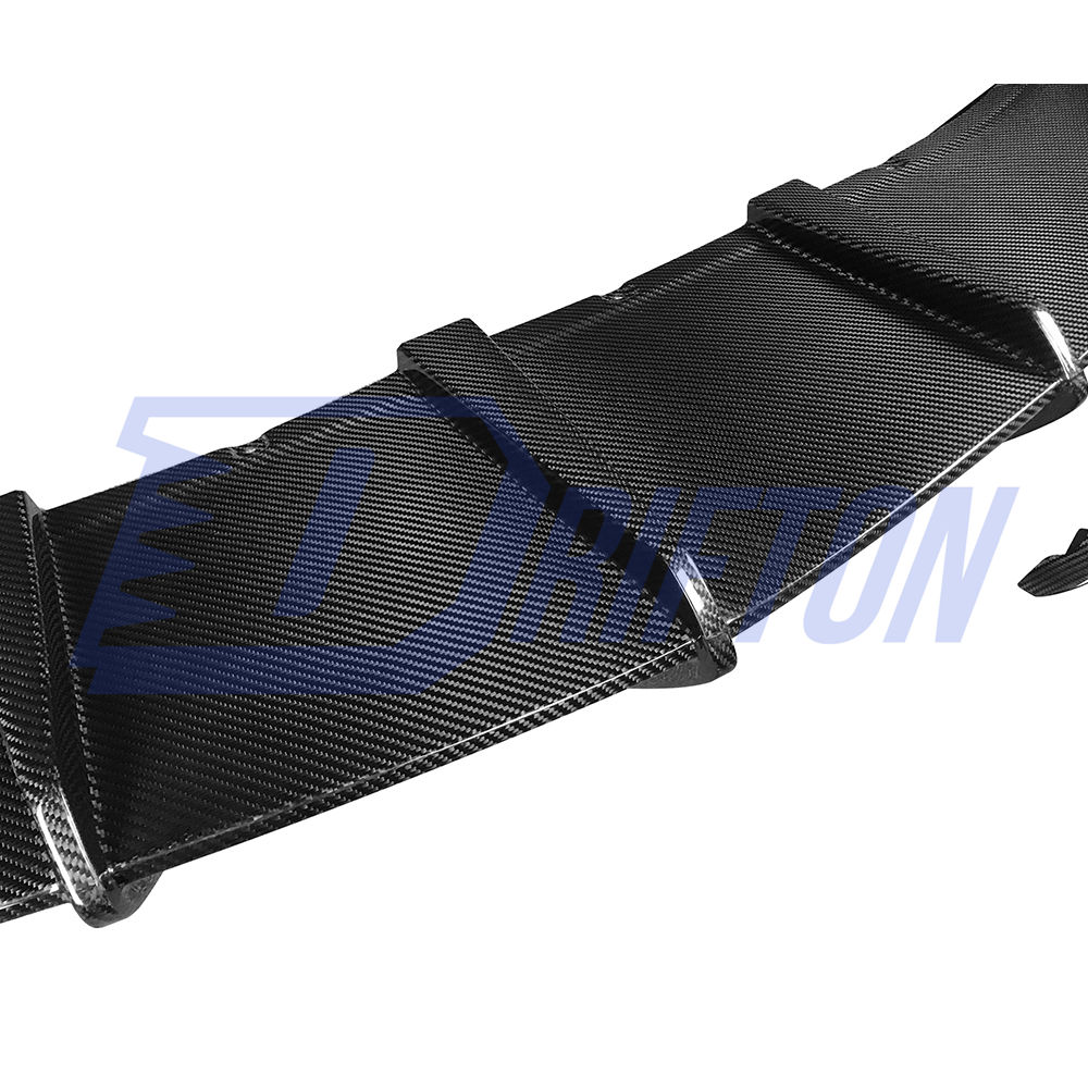 TopCar Style Dry Carbon Fiber Front Lip For Lamborghini URUS