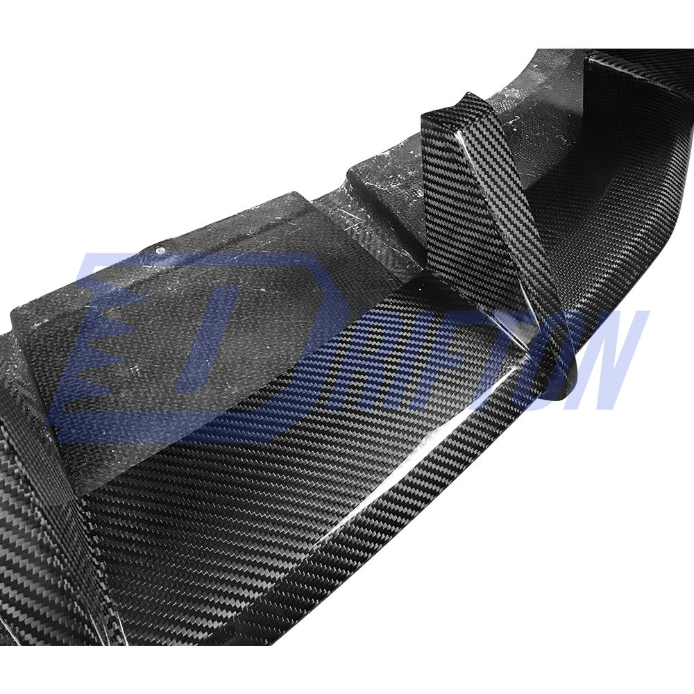 TopCar Style Dry Carbon Fiber Front Lip For Lamborghini URUS