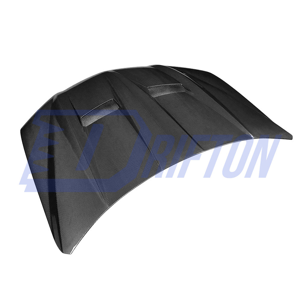 TopCar Style Dry Carbon Fiber Hood For Lamborghini URUS