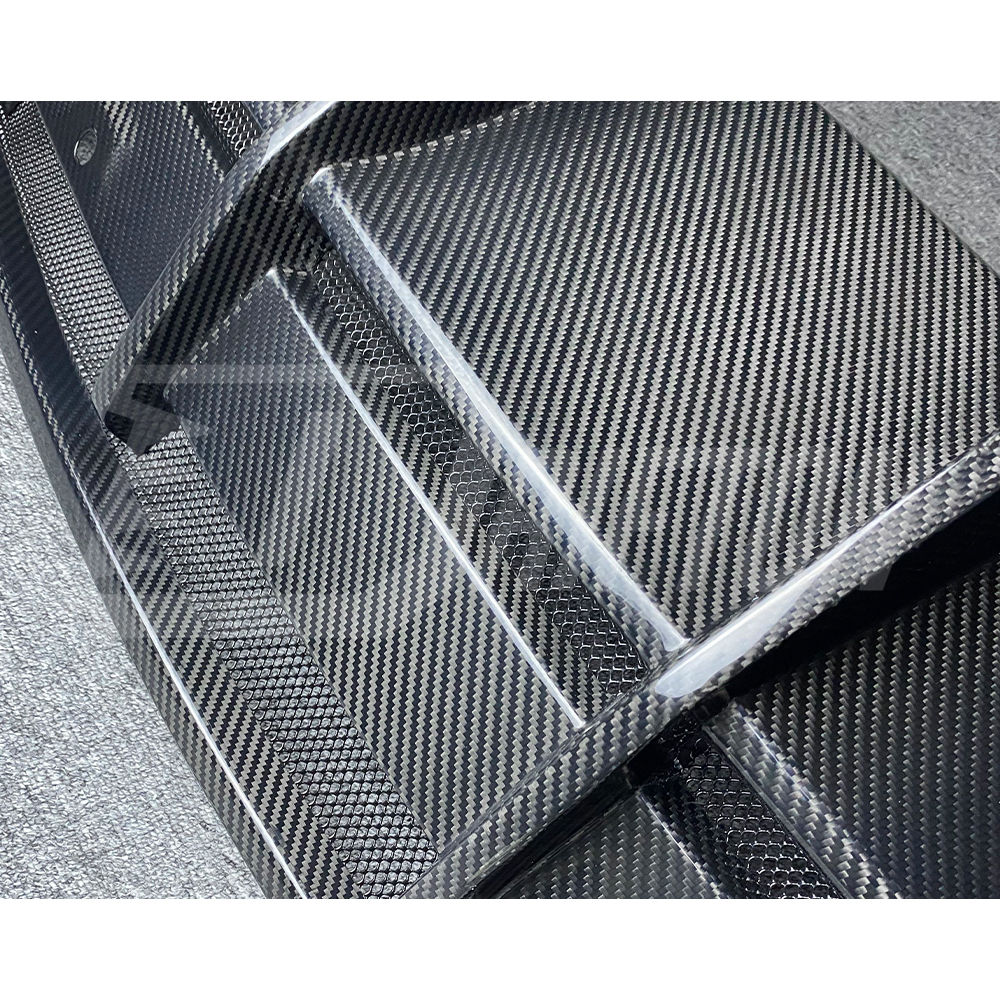 TopCar Style Dry Carbon Fiber Rear Diffuser For Lamborghini URUS