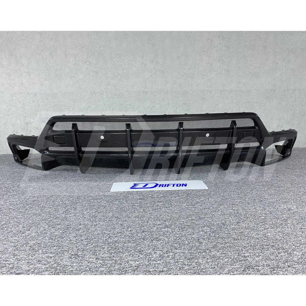TopCar Style Dry Carbon Fiber Rear Diffuser For Lamborghini URUS