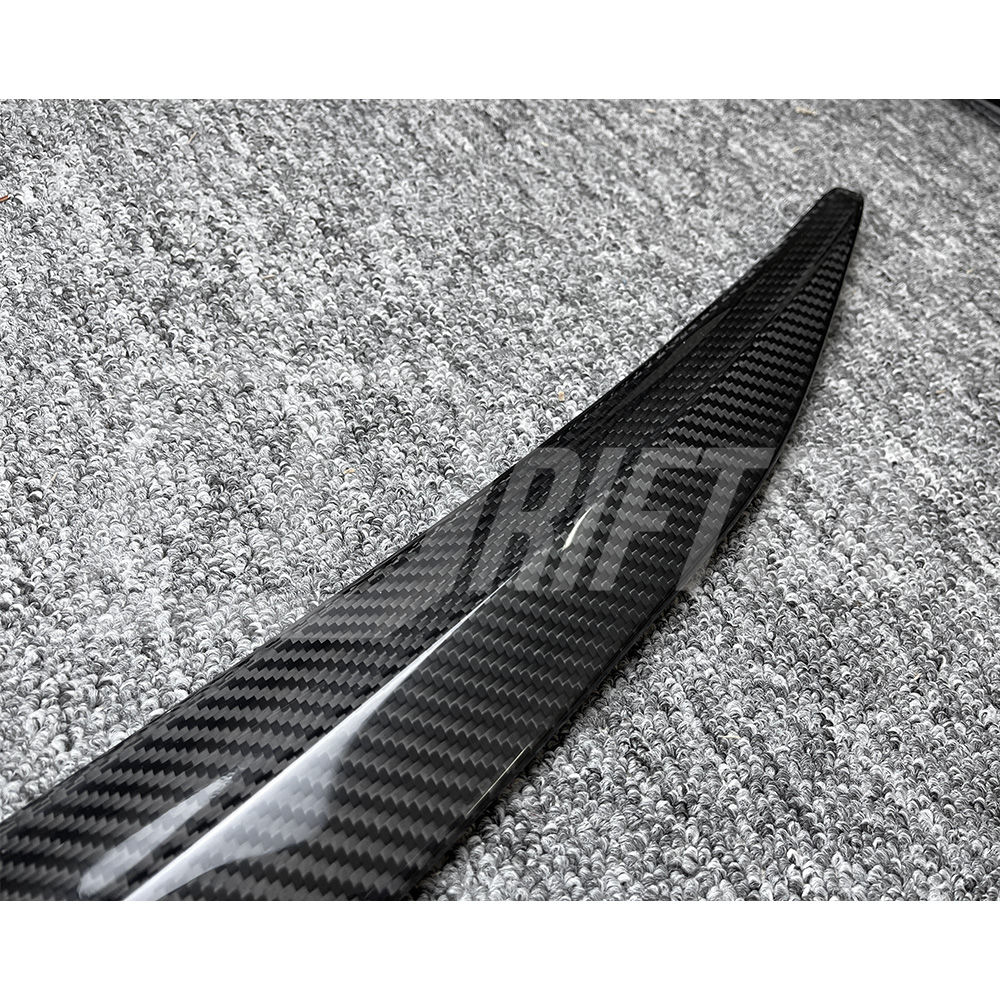 Topcar OEM Style Dry Carbon Fiber Rear Spoiler Trunk Wing For Lamborghini URUS