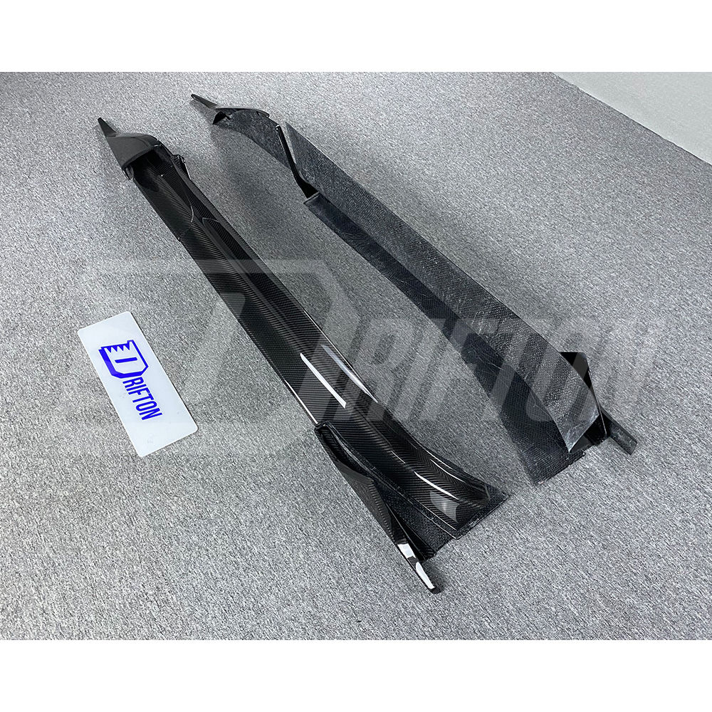 OEM Style Dry Carbon Fiber Side Skirt For Maserati MC20