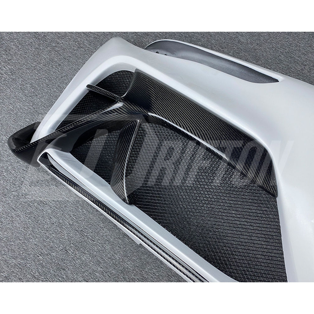 GTAM Style Half Carbon Fiber Front Bumper For Alfa Romeo Giulia 2016-2023